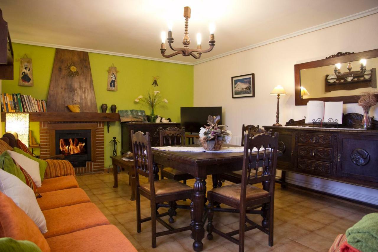 Casa Rural Lazkano En Sierra De Urbasa San Martín Exteriör bild